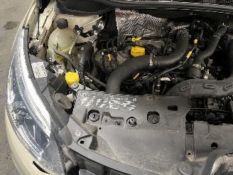 Renault Captur Captur (2R) SUV 0.9 Energy TCE 12V (H4B-408(H4B-B4)) [66kW]  (06-2013/=
=2E..) picture 15