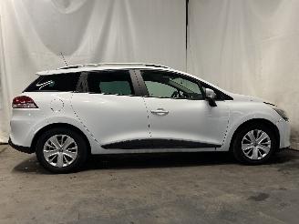 Renault Clio Clio IV Estate/Grandtour (7R) Combi 5-drs 1.5 Energy dCi 90 FAP (K9K-6=
08(K9K-B6)) [66kW]  (11-2012/08-2021) picture 10