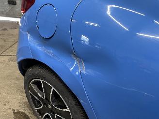 Renault Clio Clio IV (5R) Hatchback 5-drs 1.5 Energy dCi 90 FAP (K9K-639) [66kW]  (=
11-2012/08-2021) picture 11