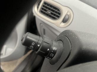 Renault Modus Modus/Grand Modus (JP) MPV 1.2 16V (D4F-740(D4F-D7)) [55kW]  (12-2004/=
12-2012) picture 17