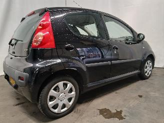 Peugeot 107 107 Hatchback 1.0 12V (384F(1KR)) [50kW]  (06-2005/05-2014) picture 6