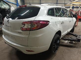 Renault Mégane Megane III Grandtour (KZ) Combi 5-drs 1.5 dCi 110 (K9K-656(K9K-G6)) [8=
1kW]  (02-2009/04-2016) picture 3