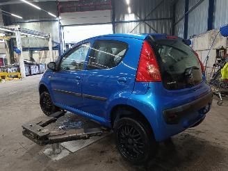 Peugeot 107 107 Hatchback 1.0 12V (384F(1KR)) [50kW]  (06-2005/05-2014) picture 4
