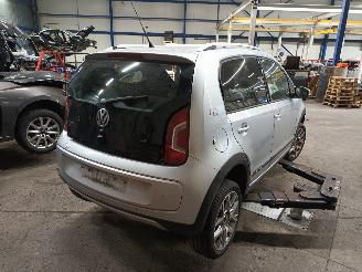 Volkswagen Up! Up! (121) Hatchback 1.0 12V 75 (CWRA) [55kW]  (08-2011/11-2019) picture 3