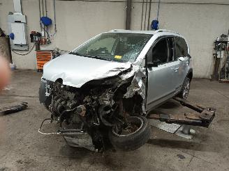 Salvage car Volkswagen Up! Up! (121) Hatchback 1.0 12V 75 (CWRA) [55kW]  (08-2011/11-2019) 2014/5