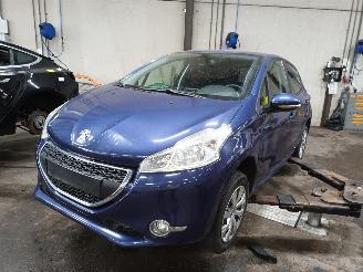 Purkuautot passenger cars Peugeot 208 208 I (CA/CC/CK/CL) Hatchback 1.2 Vti 12V PureTech 82 (EB2F(HMZ)) [60k=
W]  (03-2012/12-2019) 2013/12