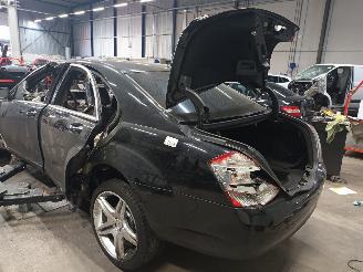 Mercedes S-klasse S (W221) Sedan 5.5 S-550 32V (M273.961) [285kW]  (10-2005/12-2013) picture 4