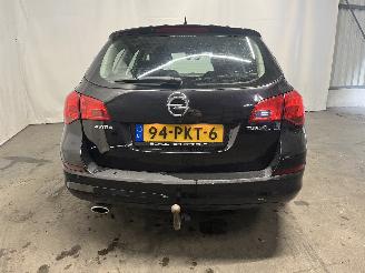 Opel Astra Astra J Sports Tourer (PD8/PE8/PF8) Combi 1.6 Turbo 16V (A16LET(Euro 5=
)) [132kW]  (10-2010/10-2015) picture 21
