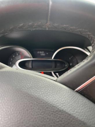 Renault Clio Clio IV Estate/Grandtour (7R) Combi 5-drs 0.9 Energy TCE 90 12V (H4B-4=
08(H4B-B4)) [66kW]  (01-2013/08-2021) picture 2