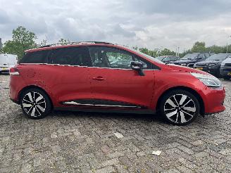 Renault Clio Clio IV Estate/Grandtour (7R) Combi 5-drs 0.9 Energy TCE 90 12V (H4B-4=
08(H4B-B4)) [66kW]  (01-2013/08-2021) picture 7