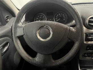 Dacia Sandero Sandero I (BS) Hatchback 1.6 (K7M-710) [64kW]  (06-2008/12-2012) picture 12