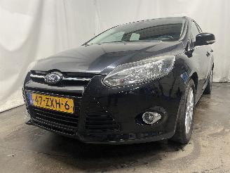 skadebil auto Ford Focus Focus 3 Wagon Combi 1.0 Ti-VCT EcoBoost 12V 100 (M2DA(Euro 5)) [74kW] =
 (02-2012/05-2018) 2013/3
