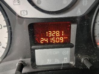 Peugeot Partner Partner Tepee (7A/B/C/D/E/F/G/J/P/S) MPV 1.6 16V Phase 1 (TU5JP4(NFU))=
 [80kW]  (04-2008/02-2012) picture 2