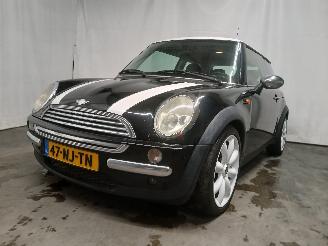 Voiture accidenté Mini Mini Mini (R50/53) Hatchback 1.6 16V Cooper (W10-B16A) [85kW]  (06-2001/09-=
2006) 2003/10