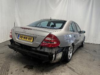 Mercedes E-klasse E (W211) Sedan 2.6 E-240 V6 18V (M112.913) [130kW]  (03-2002/12-2008) picture 5