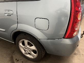 Mazda Premacy Premacy MPV 1.8 16V (FPE1) [74kW]  (07-1999/03-2005) picture 10