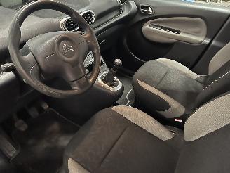 Citroën C3 C3 Picasso (SH) MPV 1.6 16V VTI 120 (EP6C(5FS)) [88kW]  (02-2009/10-20=
17) picture 12