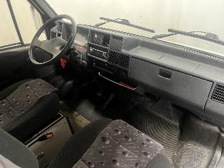 Peugeot J5 J5 (290P) Bus 2.5 TD (CRD93LS(U25-673)) [70kW]  (10-1990/02-1994) picture 7