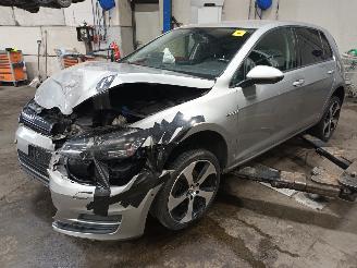 Salvage car Volkswagen Golf Golf VII (AUA) Hatchback 1.6 TDI BlueMotion 16V (CRKB) [81kW]  (01-201=
3/03-2020) 2014/11