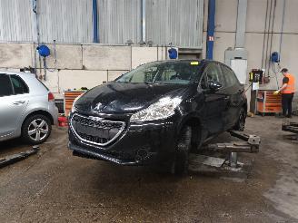 Salvage car Peugeot 208 208 I (CA/CC/CK/CL) Hatchback 1.0 Vti 12V PureTech (EB0(ZMZ)) [50kW]  =
(03-2012/12-2019) 2013/6