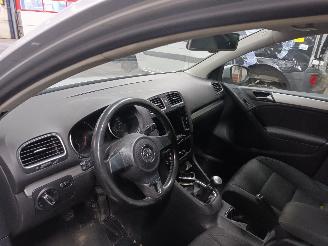 Volkswagen Golf Golf VI (5K1) Hatchback 1.2 TSI BlueMotion (CBZB) [77kW]  (11-2008/11-=
2012) picture 5