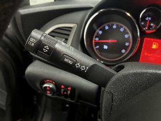 Opel Astra Astra J (PC6/PD6/PE6/PF6) Hatchback 5-drs 1.6 16V (A16XER(Euro 5)) [85=
kW]  (12-2009/10-2015) picture 14