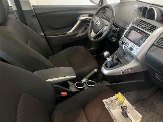 Toyota Verso Verso MPV 1.6 16V VVT-i (1ZRFAE) [97kW]  (04-2009/08-2018) picture 13