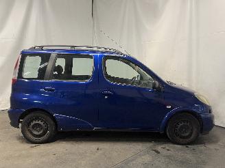 Toyota Yaris Yaris Verso (P2) MPV 1.3 16V (2NZFE) [63kW]  (08-1999/10-2002) picture 7