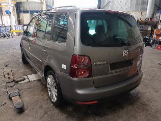 Volkswagen Touran Touran (1T1/T2) MPV 1.4 16V TSI 140 (BMY) [103kW]  (02-2006/05-2010) picture 4