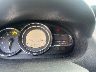 Renault Mégane Megane III Berline (BZ) Hatchback 5-drs 1.5 dCi 110 (K9K-636(K9K-A6)) =
[81kW]  (02-2009/02-2016) picture 2