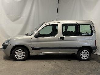 Peugeot Partner Partner Combispace MPV 1.4 (TU3JP(KFW)) [55kW]  (06-1996/12-2015) picture 4