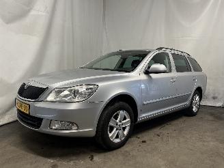 Skoda Octavia Octavia Combi (1Z5) Combi 5-drs 1.6 TDI Greenline (CAYC) [77kW]  (06-2=
009/04-2013) picture 3