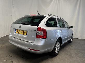 Skoda Octavia Octavia Combi (1Z5) Combi 5-drs 1.6 TDI Greenline (CAYC) [77kW]  (06-2=
009/04-2013) picture 5