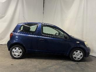 Toyota Yaris Yaris (P1) Hatchback 1.3 16V VVT-i (2SZFE) [64kW]  (04-2002/09-2005) picture 7