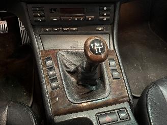 BMW 3-serie 3 serie (E46/2C) Cabrio 325 Ci 24V (M54-B25(256S5)) [141kW]  (09-2000/=
08-2006) picture 18