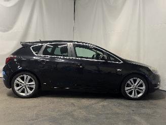 Opel Astra Astra J (PC6/PD6/PE6/PF6) Hatchback 5-drs 1.4 Turbo 16V (A14NEL(Euro 5=
)) [88kW]  (10-2010/10-2015) picture 7