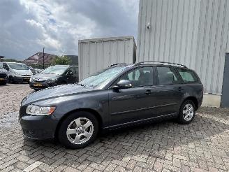 Volvo V-50 V50 (MW) Combi 1.6 D 16V (D4164T) [81kW]  (01-2005/12-2011) picture 3