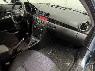 Mazda  3 (BK12) Sedan 1.6i 16V (Z601) [77kW]  (02-2004/06-2009) picture 12