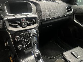 Volvo V-40 V40 (MV) Hatchback 5-drs 2.0 D2 16V (D4204T8(Euro 6b)) [88kW]  (02-201=
5/08-2019) picture 27