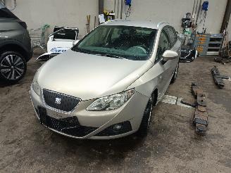 Autoverwertung Seat Ibiza Ibiza ST (6J8) Combi 1.2 TDI Ecomotive (CFWA) [55kW]  (04-2010/05-2015=
) 2011/5