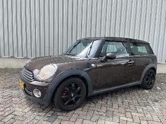 krockskadad bil auto Mini Clubman Clubman (R55) Combi 1.6 16V Cooper (N12-B16A) [88kW]  (10-2007/12-2013=
) 2007/12