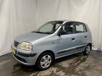 Hyundai Atos Atos Hatchback 1.1 12V (G4HD) [43kW]  (05-2003/05-2005) picture 2