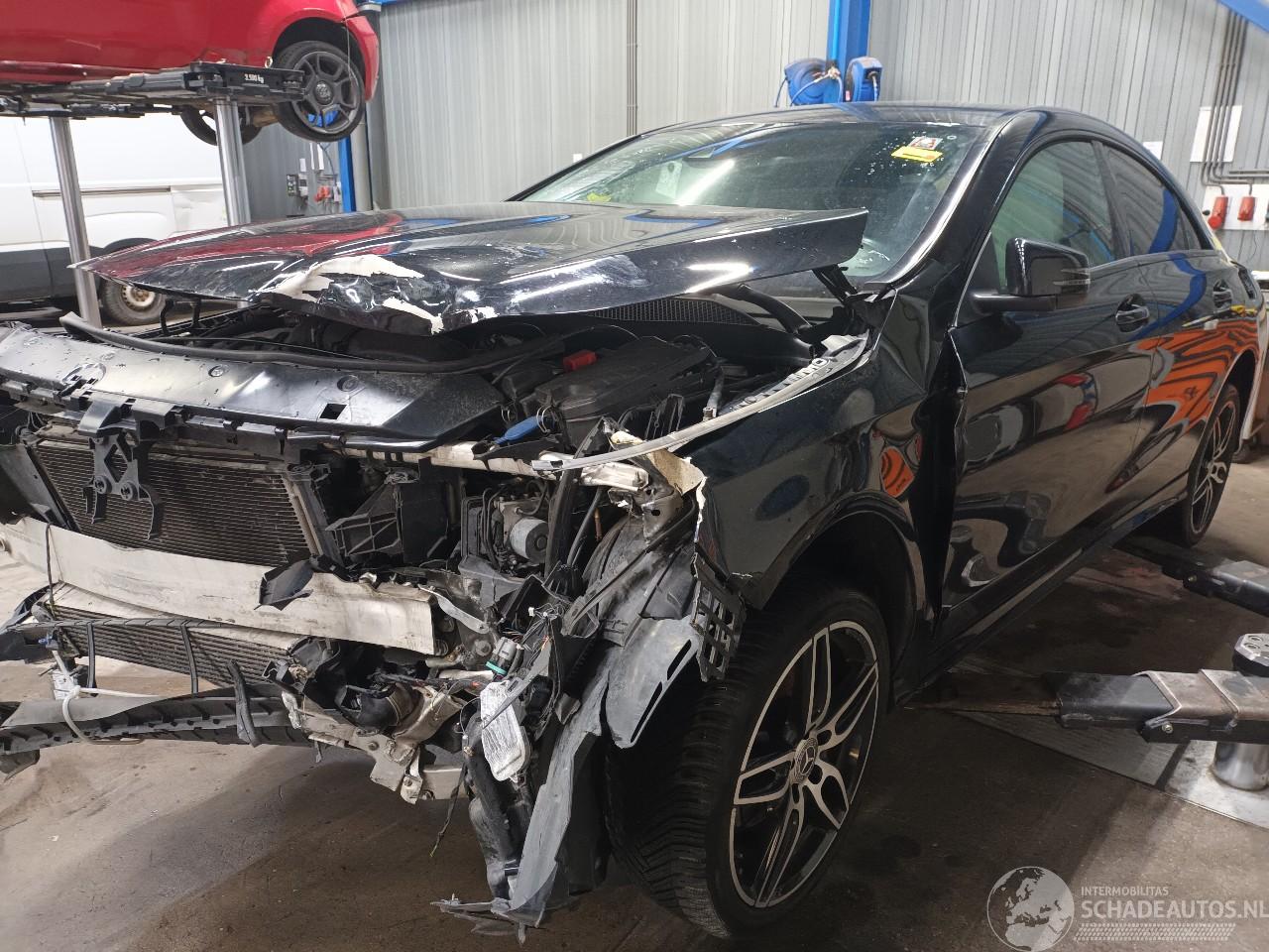 Mercedes Cla-klasse CLA (117.3) Sedan 1.6 CLA-180 16V (M270.910) [90kW]  (01-2013/03-2019)=