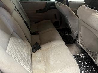 Opel Zafira Zafira (F75) MPV 1.6 16V (Z16XE(Euro 4)) [74kW]  (04-1999/06-2005) picture 12