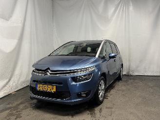 Voiture accidenté Citroën C4 C4 Grand Picasso (3A) MPV 1.2 12V PureTech 130 (EB2DTS(HNY)) [96kW]  (=
04-2014/03-2018) 2015/4