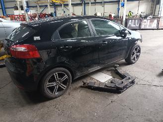 Kia Rio Rio III (UB) Hatchback 1.2 CVVT 16V (G4LA5) [63kW]  (09-2011/12-2017) picture 3