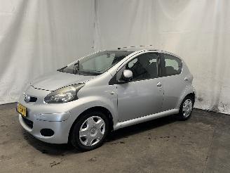 Toyota Aygo Aygo (B10) Hatchback 1.0 12V VVT-i (1KR-FE) [50kW]  (07-2005/05-2014) picture 3