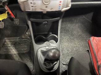 Toyota Aygo Aygo (B10) Hatchback 1.0 12V VVT-i (1KR-FE) [50kW]  (07-2005/05-2014) picture 21