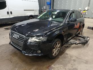 Dezmembrări autoturisme Audi A4 A4 Avant (B8) Combi 1.8 TFSI 16V (CCUA) [118kW]  (11-2007/03-2012) 2009/3