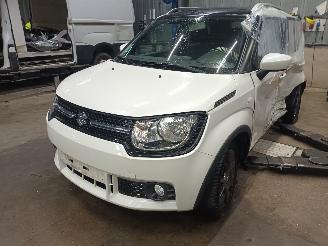 Salvage car Suzuki Ignis Ignis (MF) Hatchback 5-drs 1.2 Dual Jet 16V (K12C) [66kW]  (10-2016/..=
=2E) 2017/1